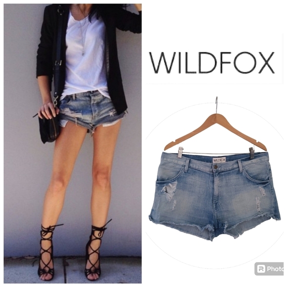 🦊 Wildfox Michelle Boyfriend Distressed Raw Hem Jean Shorts. Size 31 - Picture 11 of 17